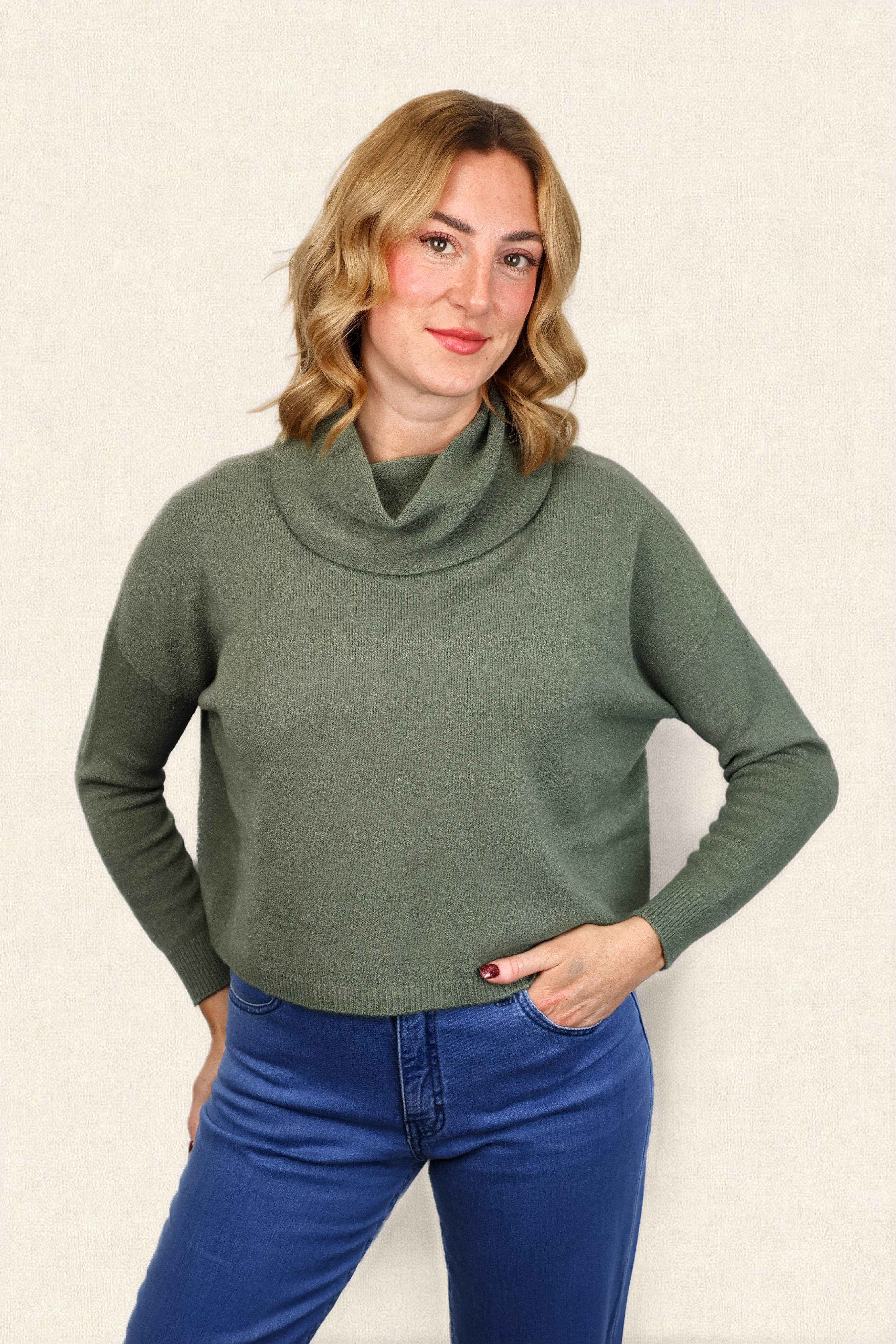 JANNIE SUPERSOFT COWL BOXY KNIT