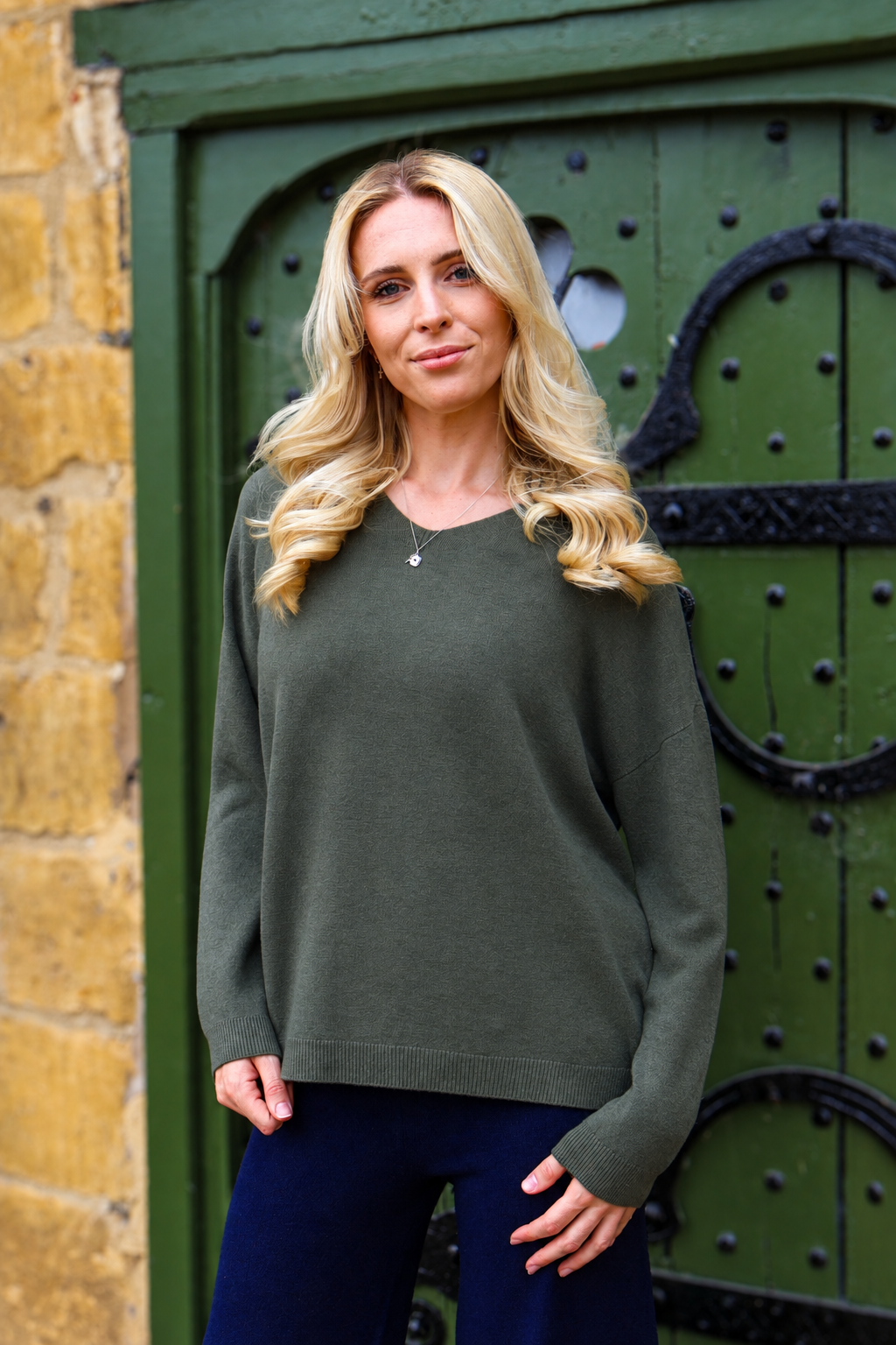 PENNY SUPER SOFT KNIT V-NECK JUMPER
