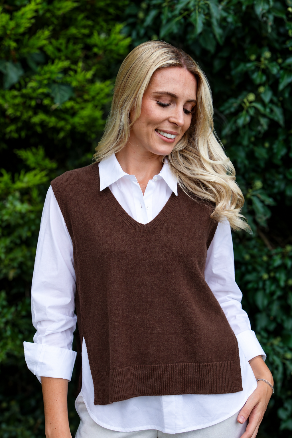 PIXIE V NECK KNITTED VEST