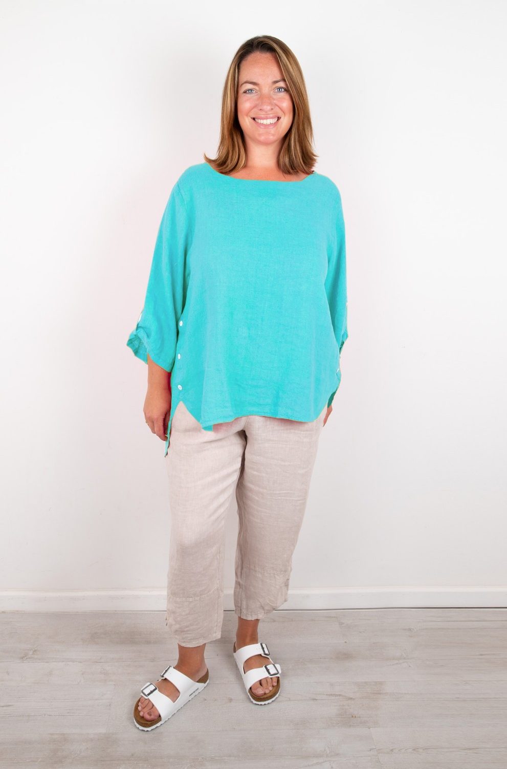 ELENA CURVE LINEN TOP